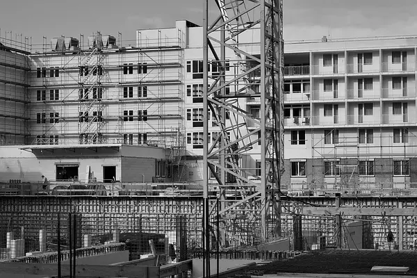 Características y funcionamiento de los equipos de regulación y control de la instalaciónen de climatización