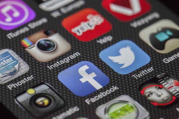 Redes sociales y tecnologías 2.0_A