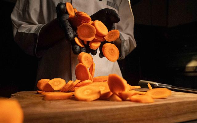 Manipulador de alimentos conservas vegetales_A
